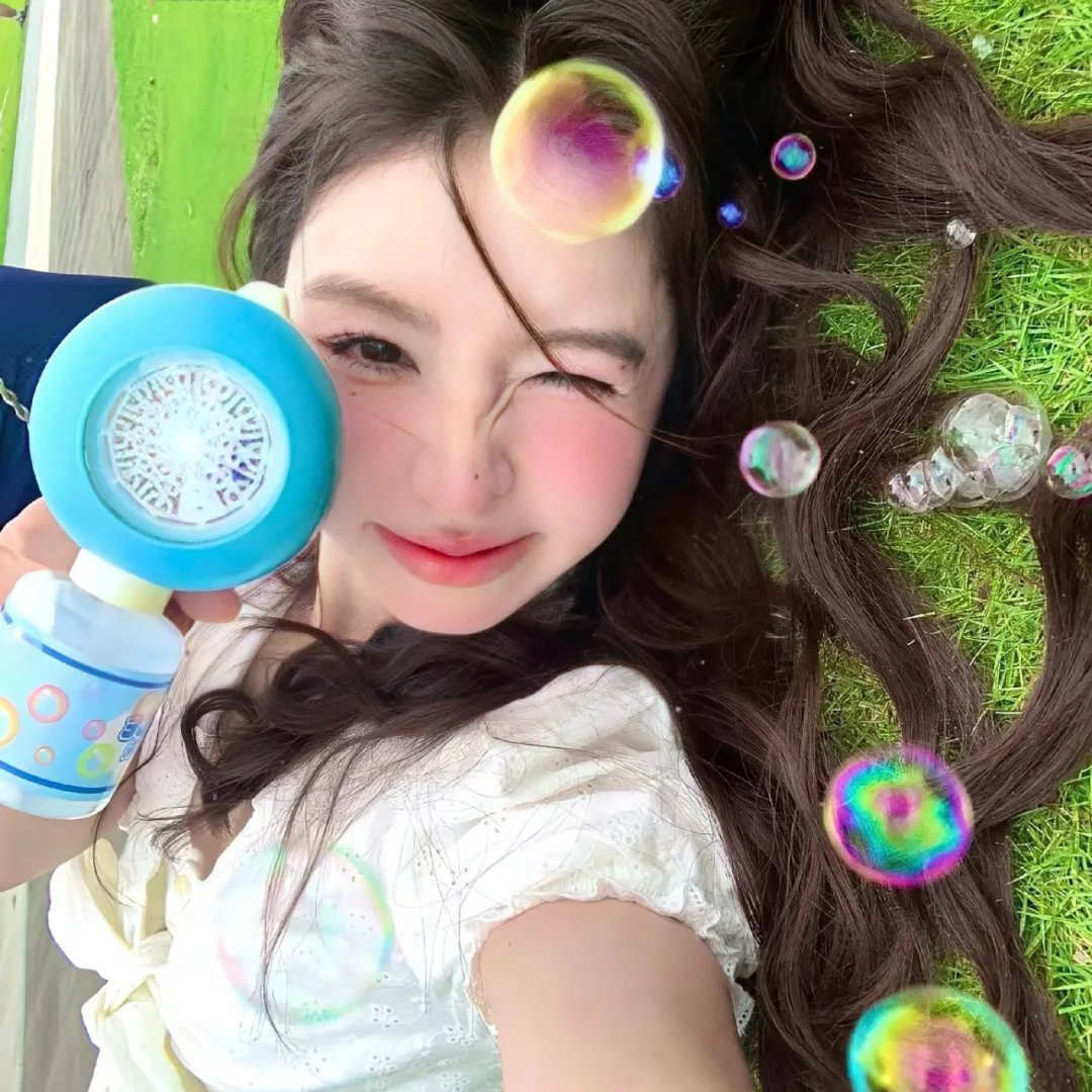 我在等月光落在我身上